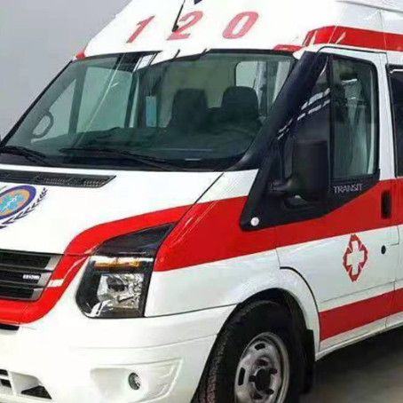 祁县非急救护送病人转院租赁救护车的优缺点对比